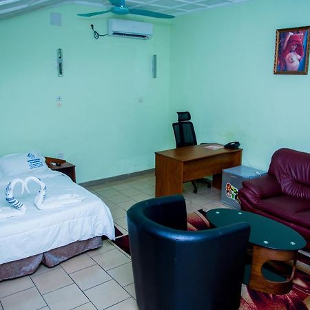 Residence Hoteliere De Moungali Brazzaville Exterior foto